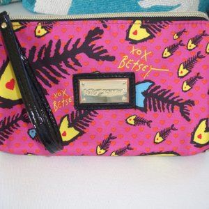 BETSEY JOHNSON NEON PINK FISHBONE MAKE UP BAG
